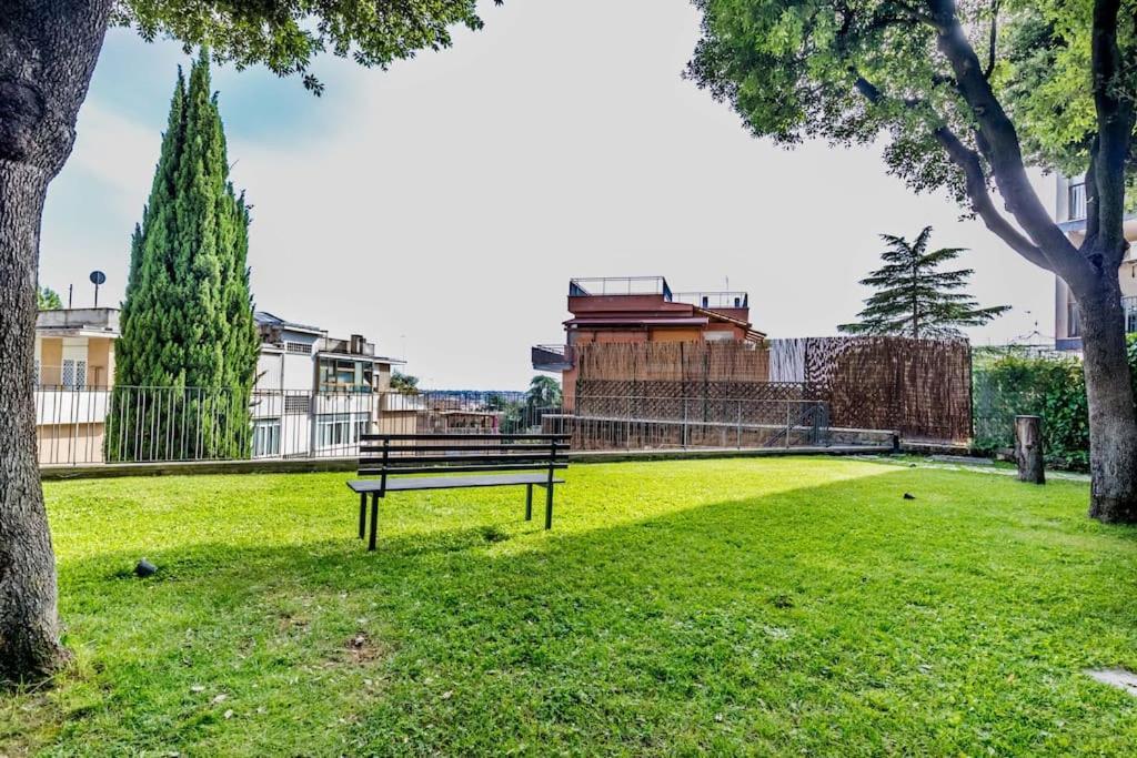 Luxury Apartment Front Of Cavalieri Hilton Hotel Roma Esterno foto